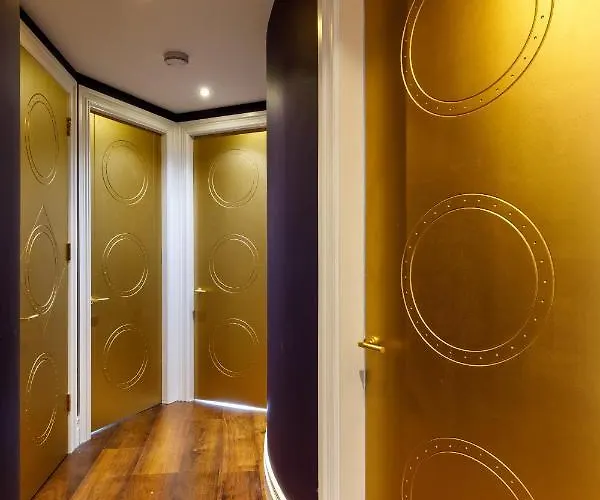 The Curve, Millennium Tower Apartment