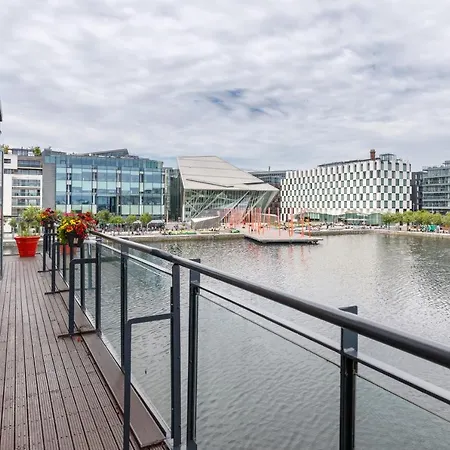 The Curve, Millennium Tower Apartment