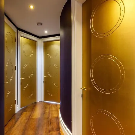 The Curve, Millennium Tower Apartment